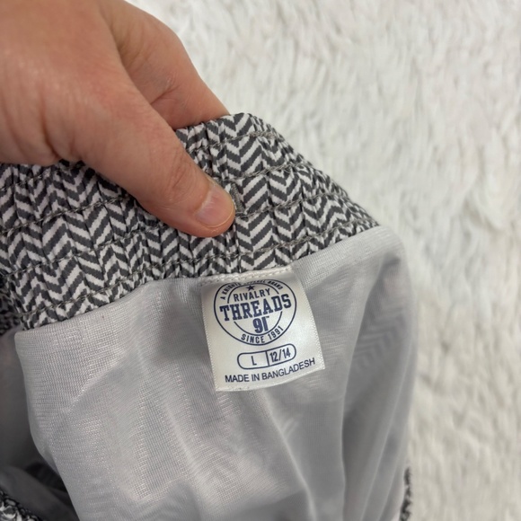 RIVALRY THREADS 91 FSU WOMENS SHORTS SIZE LARGE‎ - Picture 5 of 5